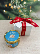 Cargar imagen en el visor de la galería, Holy Night - Vela de cera de soya de Navidad