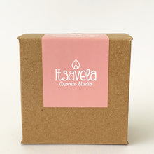 Cargar imagen en el visor de la galería, Spring Blossom - Scented Candle - Itsavela